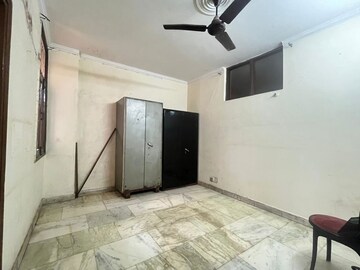 Room in 2 BHK Builder Floor at East Of Kailash – for Rent