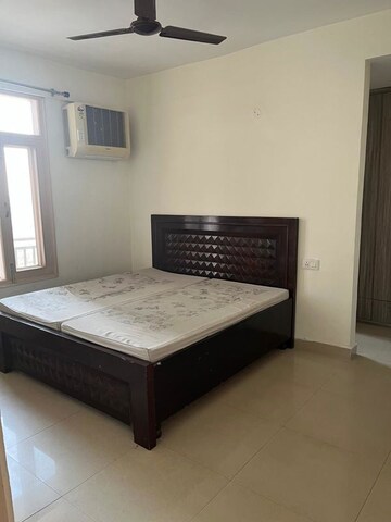 Bedroom in 3 BHK Apartment at Sas Nagar – for Rent