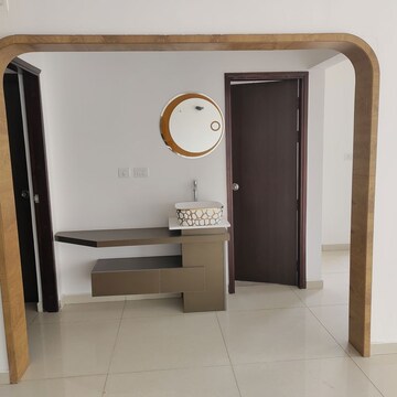 Furnished Amenities in 3 BHK Apartment at Marina Skies, Hi Tech City – for Rent