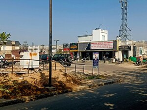  Shop – Exterior View View at DLF Central Square, New Chandigarh - for Sale