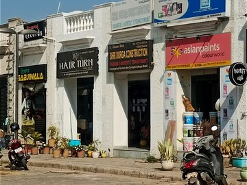  Shop – Exterior View View at DLF Central Square, New Chandigarh - for Sale