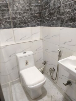 2 BHK Builder Floor For Rent in Rajouri Garden
