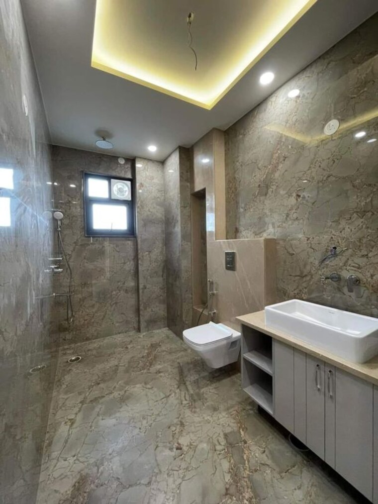 Kitchen, puri-kohinoor 3 Bedroom 160 Sq.Yd. Builder Floor In Sector 89 Faridabad 10097258
