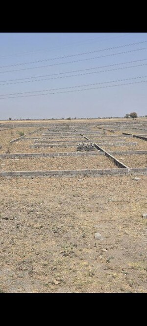  Plot For Sale in Makarba