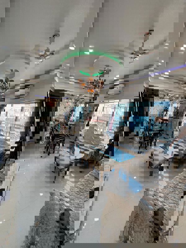 2 BHK 720 Sq.Ft. Apartment in DLH Metroview