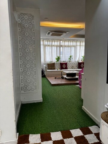 Bathroom in 4 BHK Apartment at Land Craft Golf Links Apartment Phase 1, Pandav Nagar – for Sale