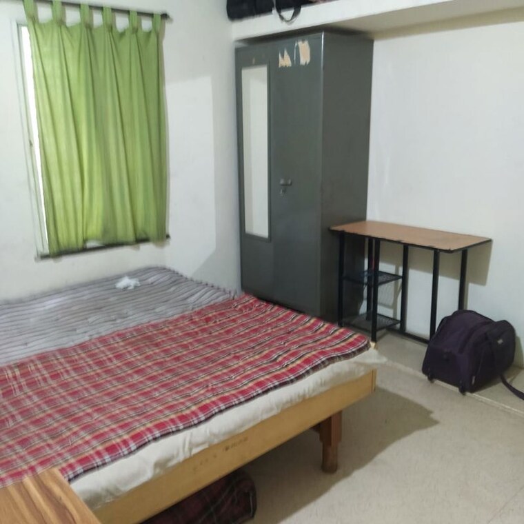 Bedroom, radha-housing-society 2 Bedroom 950 Sq.Ft. Apartment In Aundh Pune 10097540