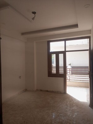 Room in 3 BHK Builder Floor at Super Avenue, Sector 73 – for Sale