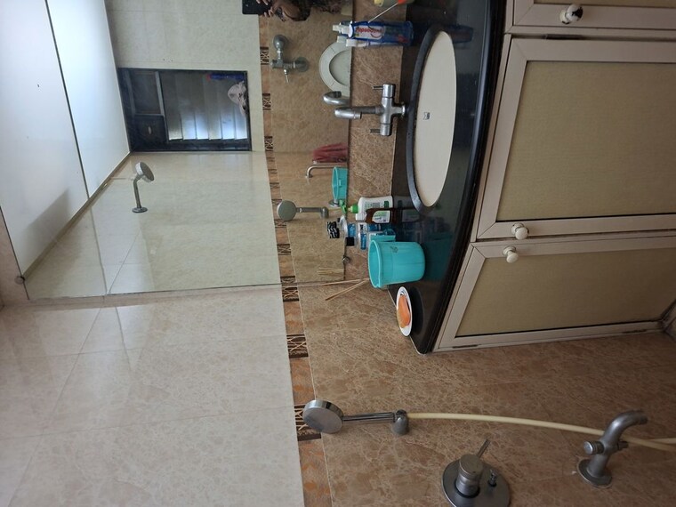 Bathroom, grand-paradise 3 Bedroom 1400 Sq.Ft. Apartment In Pali Hill Mumbai 10097578