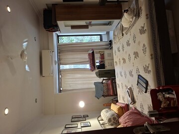 Furnished Amenities in 3 BHK Apartment at Grand Paradise, Pali Hill – for Sale