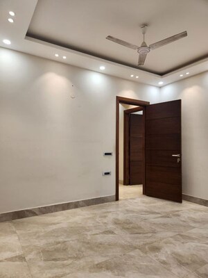 Room in 3 BHK Builder Floor at Whitefield – for Sale