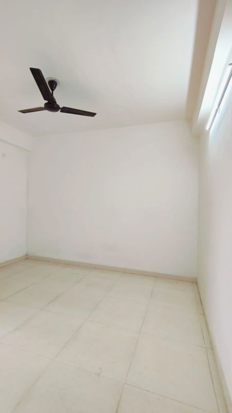 Room, signature-global-solera-2 2 Bedroom 634 Sq.Ft. Apartment In Sector 107 Gurgaon 10097893