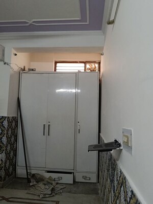 Furnished Amenities in 3 BHK Builder Floor at Sector 15 ii – for Rent