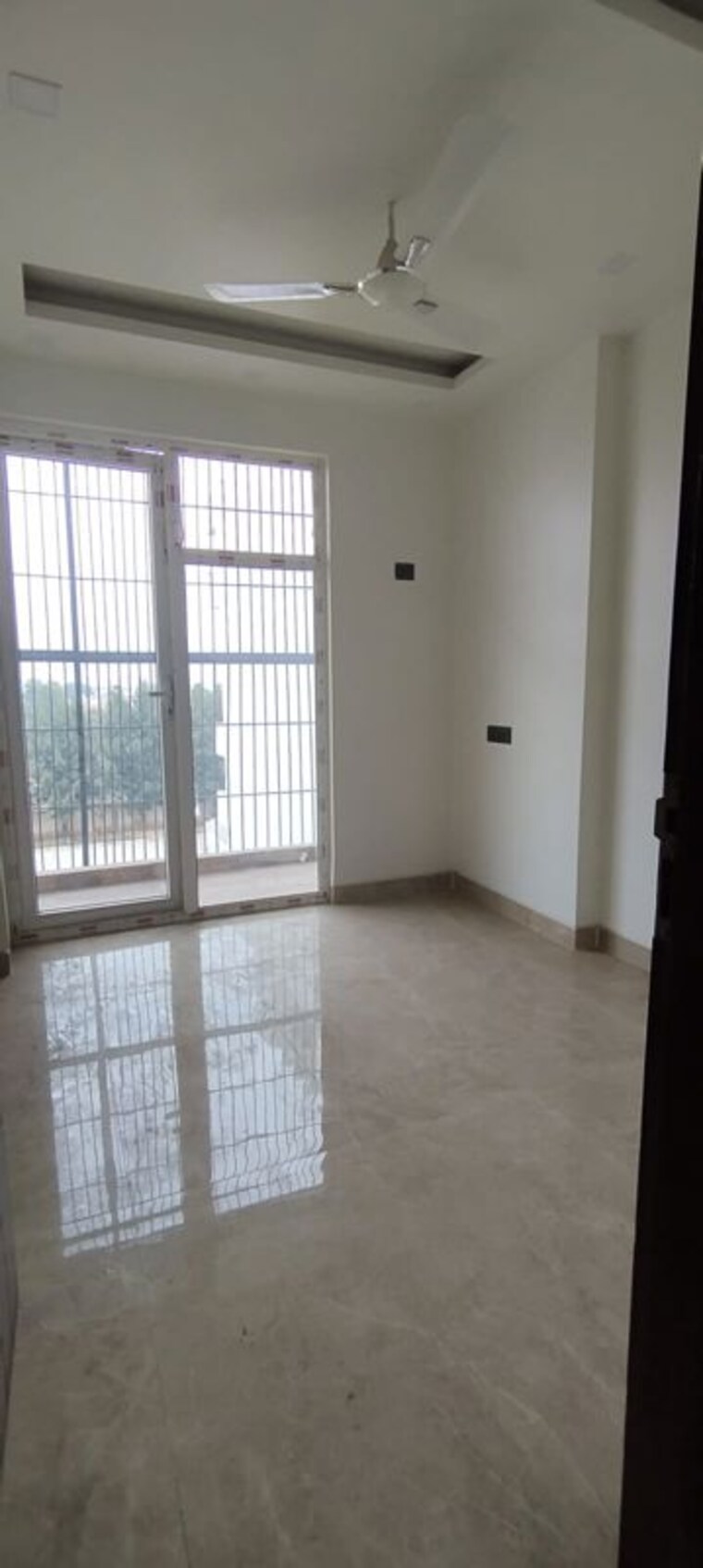 Room, puri-kohinoor 2.5 Bedroom 135 Sq.Yd. Builder Floor In Sector 89 Faridabad 10098024