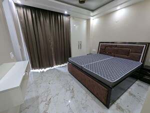 Bedroom in 3 BHK Builder Floor at Sector 51 – for Rent