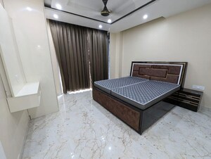 Bedroom in 3 BHK Builder Floor at Sector 51 – for Rent