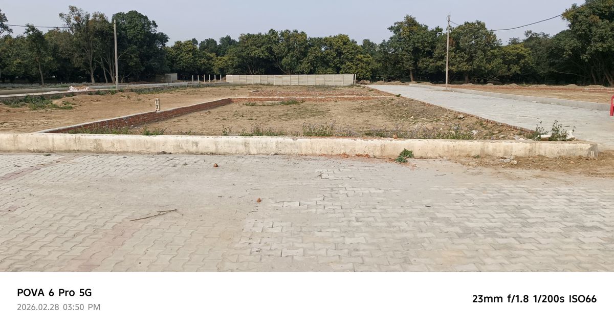 Plot For Sale in Hardoi By Pass Road