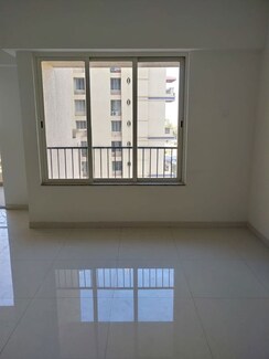 3 BHK + Servant Room Apartment For Rent in Pristine Equilife Homes