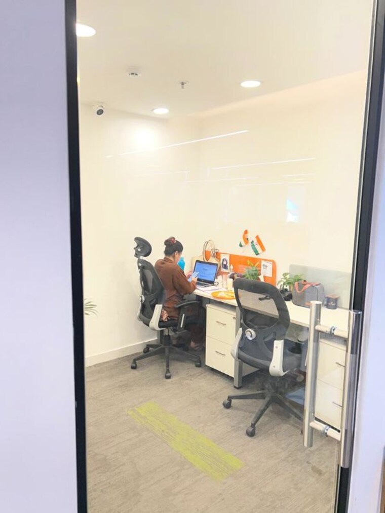 Team Area, jmd-megapolis Commercial Office Space 4500 Sq.Ft. In Sector 48 Gurgaon 10098285