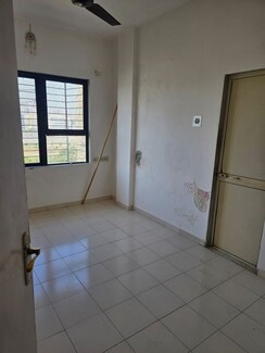 1 BHK Apartment For Rent in Borivali West