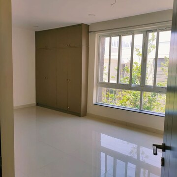 Room in 4 BHK Apartment at RK-CPR Bella Vista, Nallagandla – for Rent