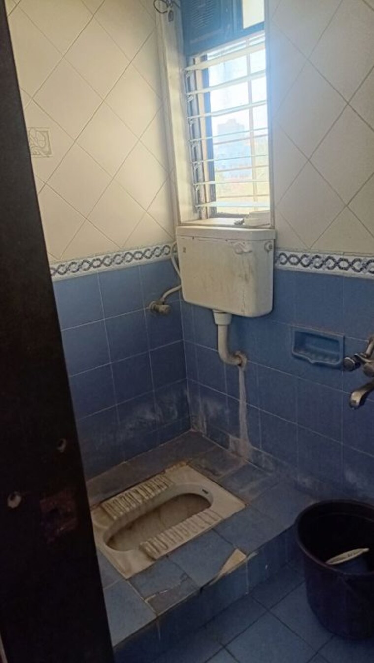 Bathroom, shree-vallabh-shanti-chs 1 Bedroom 430 Sq.Ft. Apartment In Dahisar West Mumbai 10098701