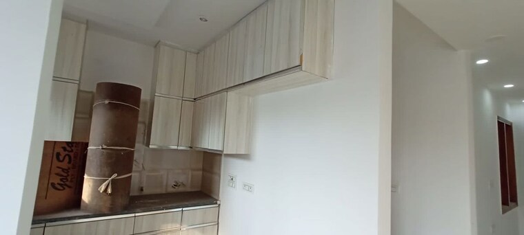 Kitchen, amolik-aster-woods 3 Bedroom 150 Sq.Yd. Builder Floor In Sector 98 Faridabad 10098699