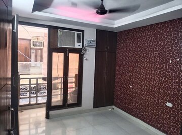 2 BHK Builder Floor For Rent in Saket