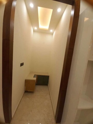 Bathroom in 3 BHK Builder Floor at Amolik Aster Woods, Sector 98 – for Sale