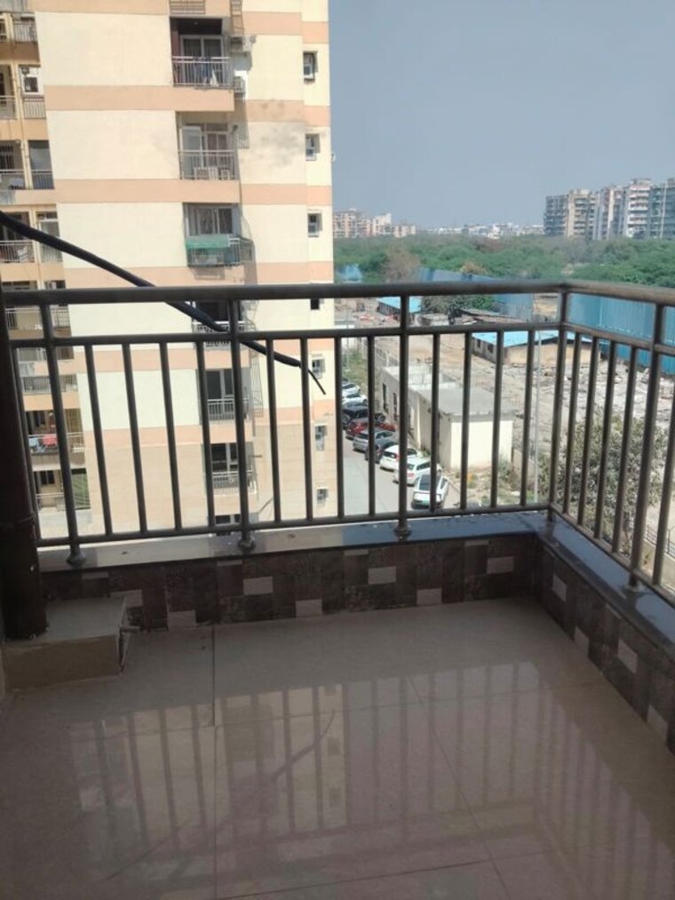 Balcony, dwarka 3 Bedroom 1500 Sq.Ft. Apartment In Dwarka Delhi 10098726