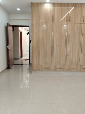 Room in 3 BHK Apartment at Dwarka – for Sale