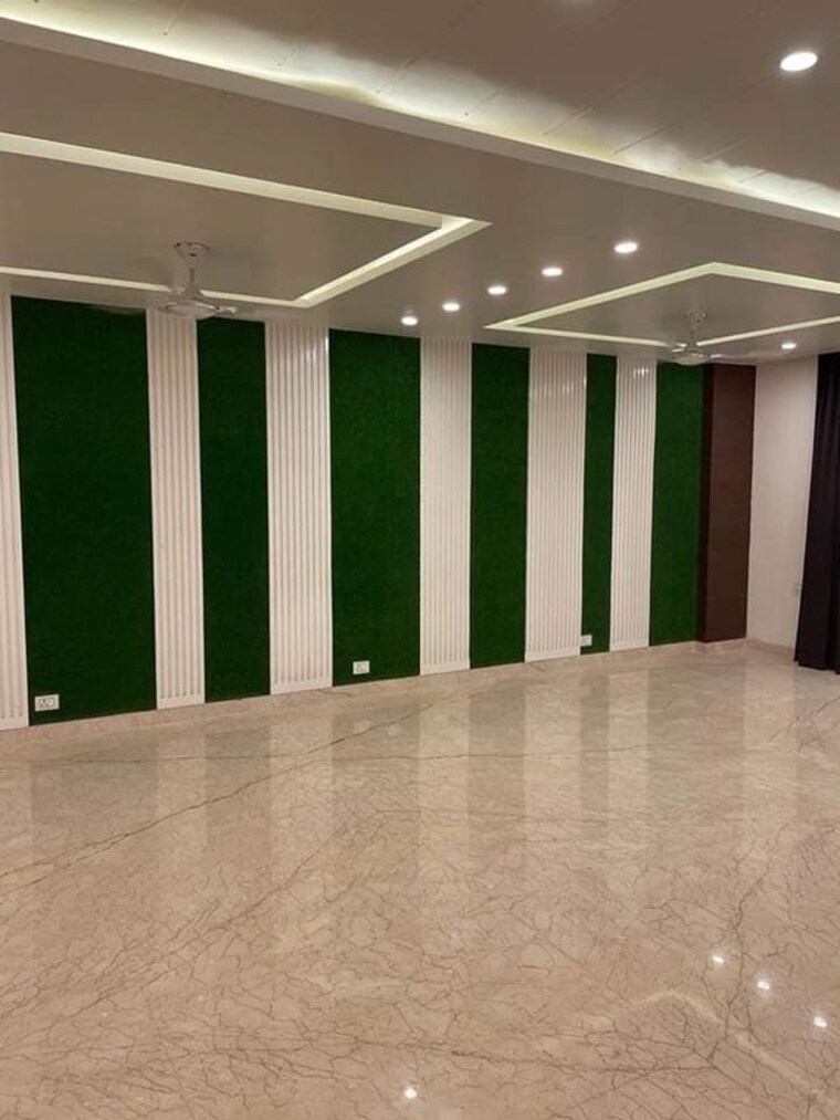 Room, amolik-aster-woods 3 Bedroom 148 Sq.Yd. Builder Floor In Sector 98 Faridabad 10098809