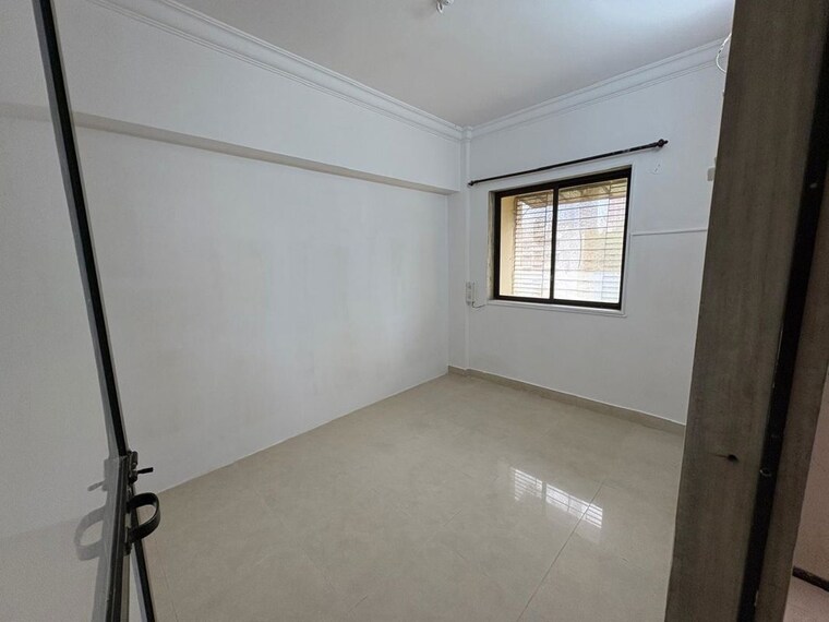 Room, borivali east 1 Bedroom 403 Sq.Ft. Apartment In Borivali East Mumbai 10098800