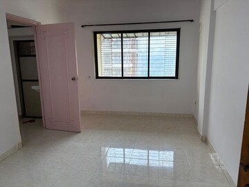Room in 1 BHK Apartment at Borivali East – for Sale