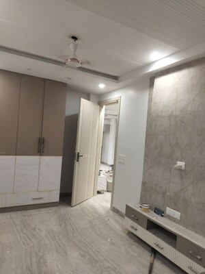 Building Lobby in 3 BHK Builder Floor at Vikas Puri – for Sale