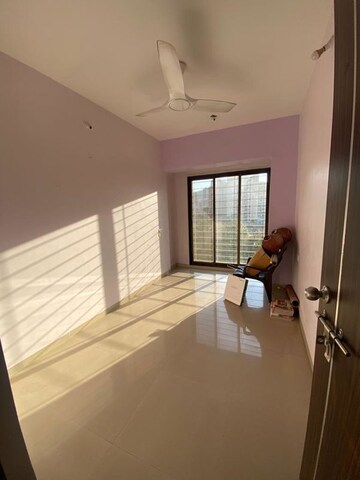 Room in 3 BHK Apartment at Sudarshan Sky Garden, Ghodbunder Road – for Rent
