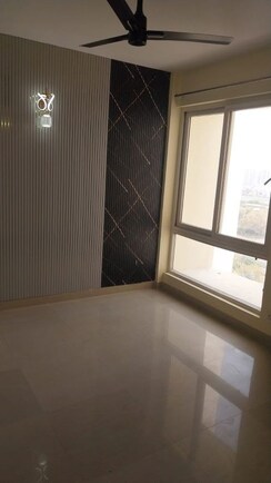 3.5 BHK + Servant Room Builder Floor For Sale in Emaar Emrald Floors Select