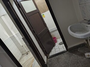 Bathroom in 1 BHK Apartment at Hadapsar – for Rent