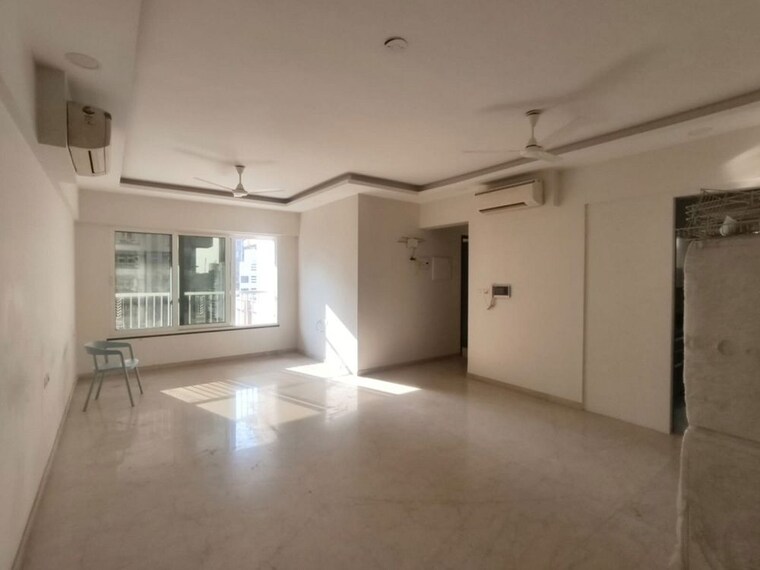 Room, santacruz west 3 Bedroom 1100 Sq.Ft. Apartment In Santacruz West Mumbai 10099055