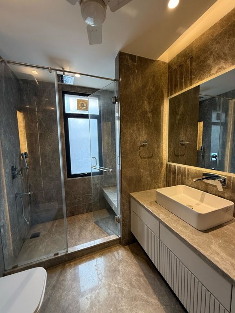 Kitchen, east of kailash 3 Bedroom 1600 Sq.Ft. Builder Floor In East Of Kailash Delhi 10098915