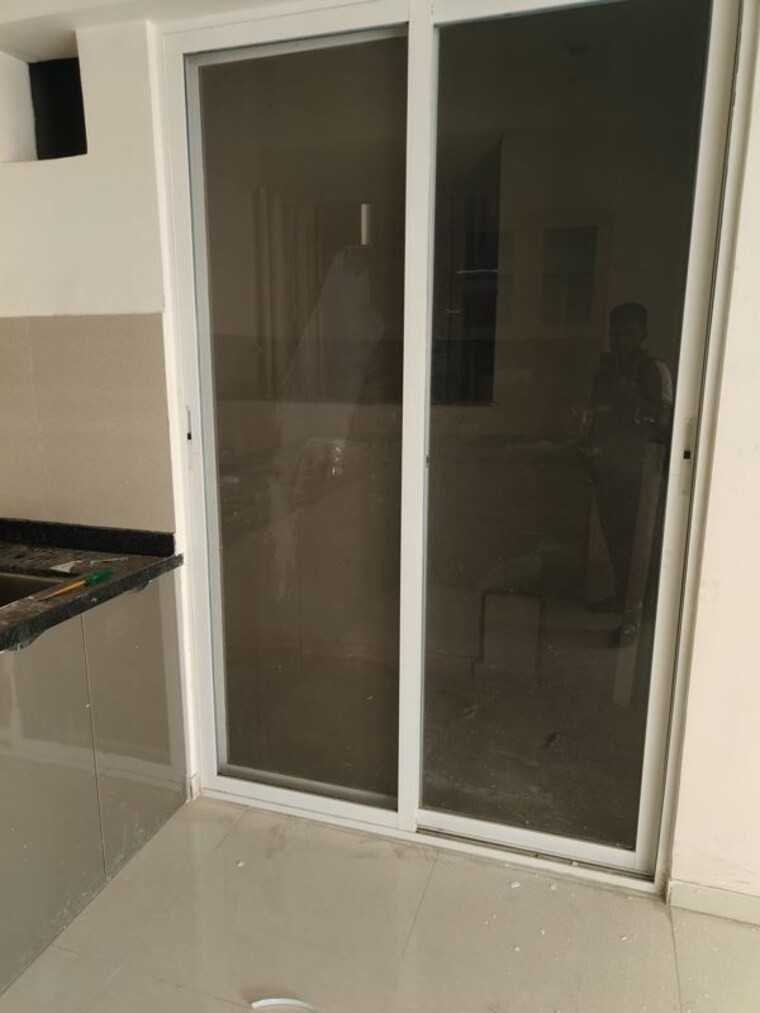 Bathroom, mantra-monarch 3 Bedroom 1500 Sq.Ft. Apartment In Balewadi Pune 10098438
