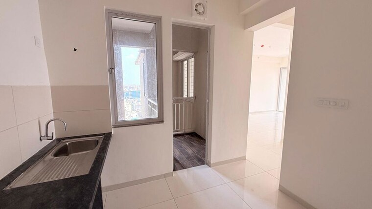 Bathroom, kalpataru-exquisite-sierra 2.5 Bedroom 966 Sq.Ft. Apartment In Wakad Pune 10099338