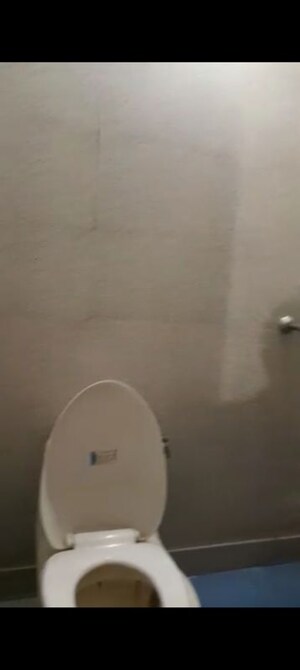 Furnished Amenities in 3 BHK Builder Floor at Indrapuram – for Sale