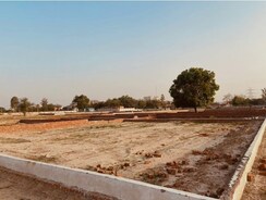 Plot For Sale in Sector 76