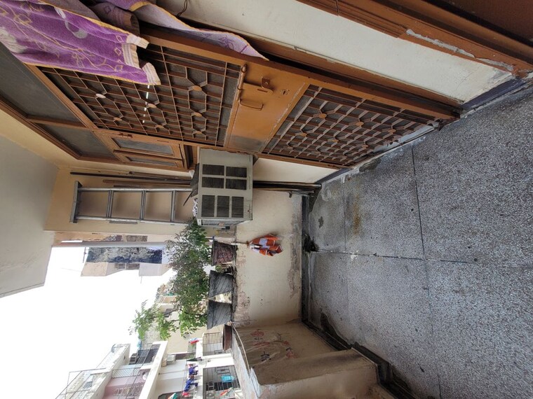 Balcony, dilshad colony 2 Bedroom 800 Sq.Ft. Apartment In Dilshad Colony Delhi 10099458