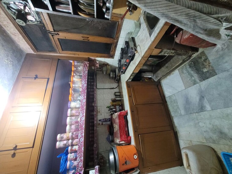 Kitchen, dilshad colony 2 Bedroom 800 Sq.Ft. Apartment In Dilshad Colony Delhi 10099458