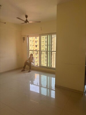 Room in 2 BHK Apartment at Vihang Valley Indus, Kasarvadavali – for Rent