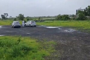  Plot For Sale in Juhu