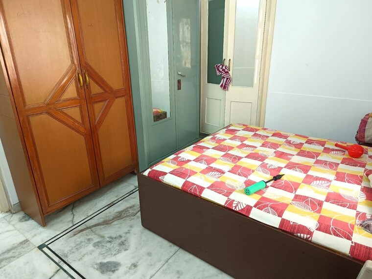 Bedroom, satellite 1 Bedroom 130 Sq.Yd. Villa In Satellite Ahmedabad 10099468