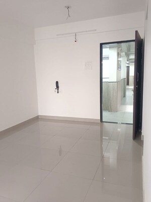 Room in 1 BHK Apartment at Kharadi – for Rent